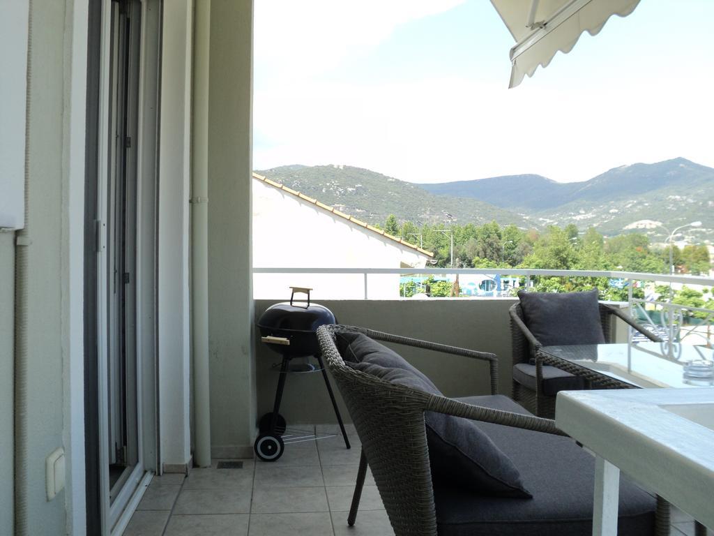 Serenada Apartment Nea Iraklitsa Exterior foto