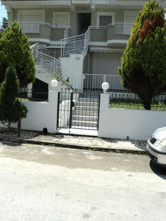 Serenada Apartment Nea Iraklitsa Exterior foto